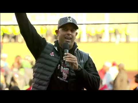 Alex Cora addresses fans during 2018 World Series parade ...