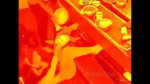 ইফতারির ছবি তুলতে গিয়ে যা হলো মেয়েতটির,,😂😂😂