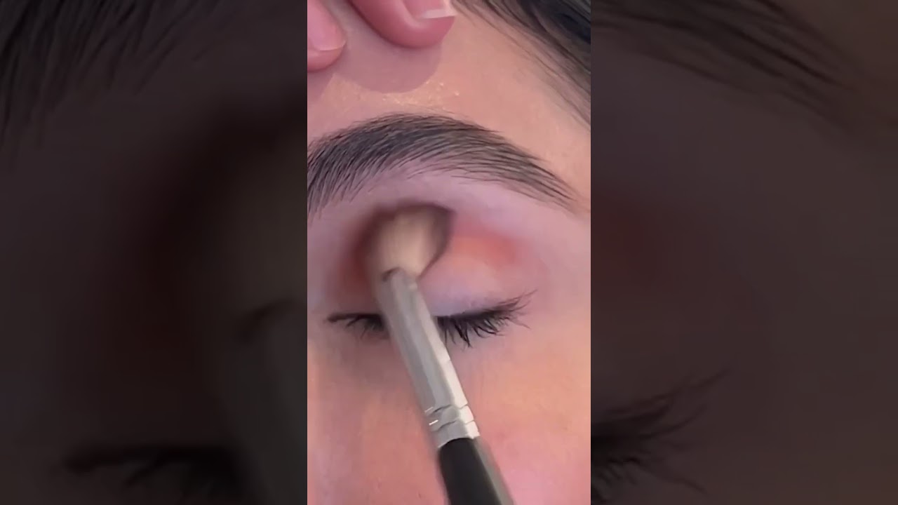 Qué tal este look de ojos con la nueva paleta de sombras de Too Faced Italian Spritz