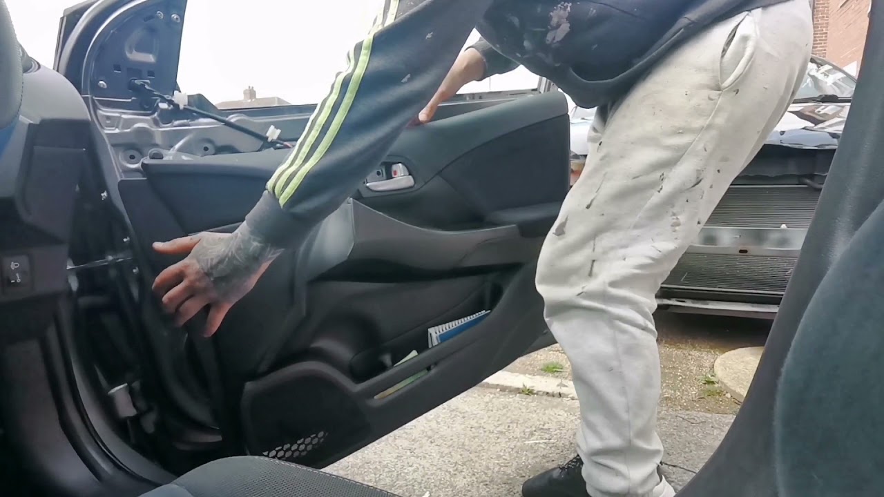 How to remove front door card / door panel. Honda Civic MK9 2014.