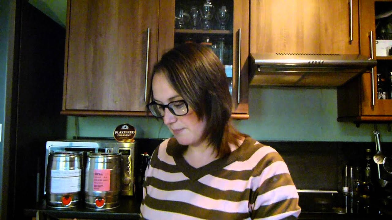 Mrs Real Ale Guide's Blandford Flyer , Badger Ales , Craft Beer Review