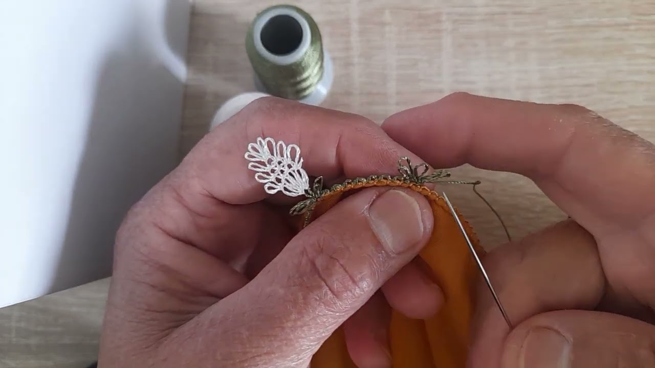 Harika Bademli İğne Oyası Modeli