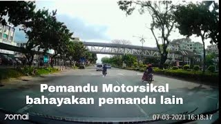 Dangerous Rider, Almost Crash, drive safely memandu hati hati.