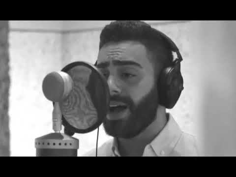 2  ألكسندر الحاج تقبلني