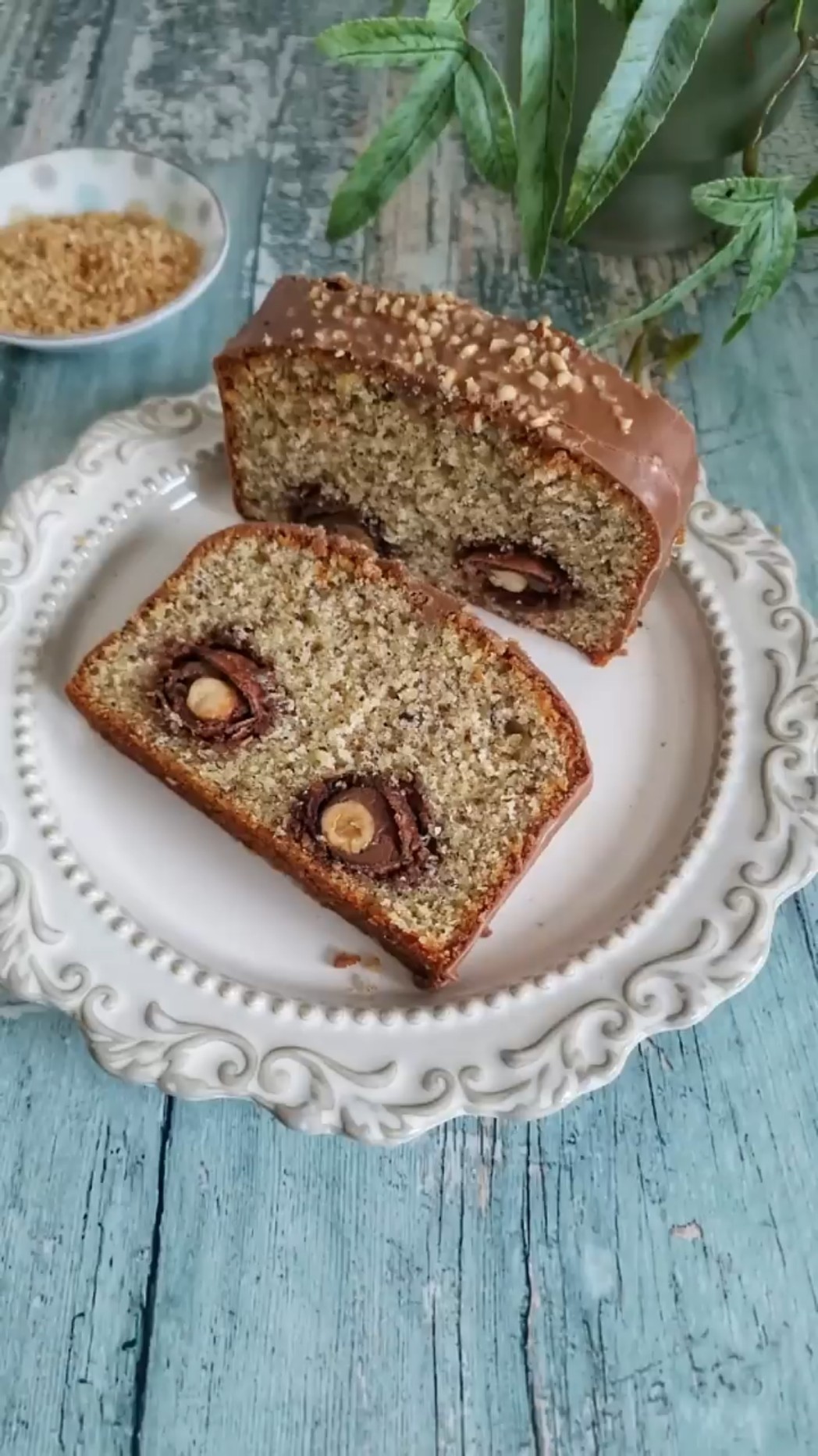 Omas Nusskuchen mit Rocher #nusskuchen - YouTube Omas Nusskuchen mit Rocher #nusskuchen - YouTube