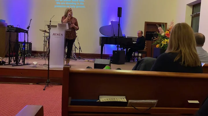 Sharon Morrison. Singing with marc Scott on piano