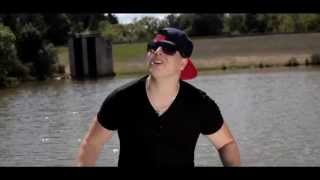 Video-Miniaturansicht von „Elmo-Letní paprsky [Prod.Cody Seven & Stewe] OFF. VD. 2013“