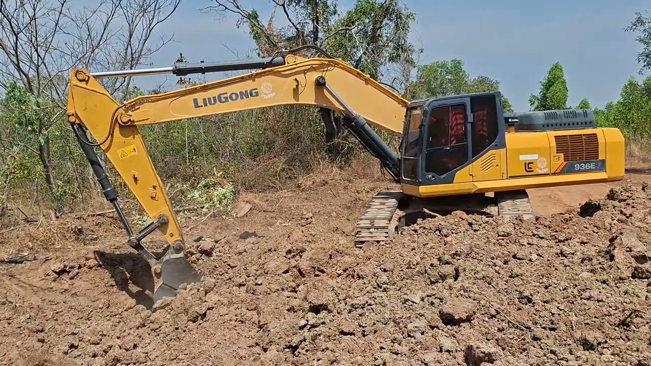 งานขึ้นถนนบุ้งกี๋ใหญ่จัดเต็ม liugong 936e ชมไปบ่นไป excavator