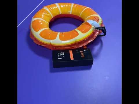 EAFC 1200A 4-в-1 с кейсом: пусковой бустер 12V + компрессор 150 PSI + power bank + фонарь, видео 1
