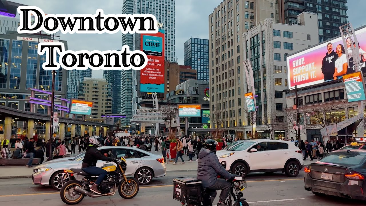 🇨🇦Walking through downtown Toronto/a different experience/ Relaxing walk/Travel Canada 🇨🇦 [4K]HDR