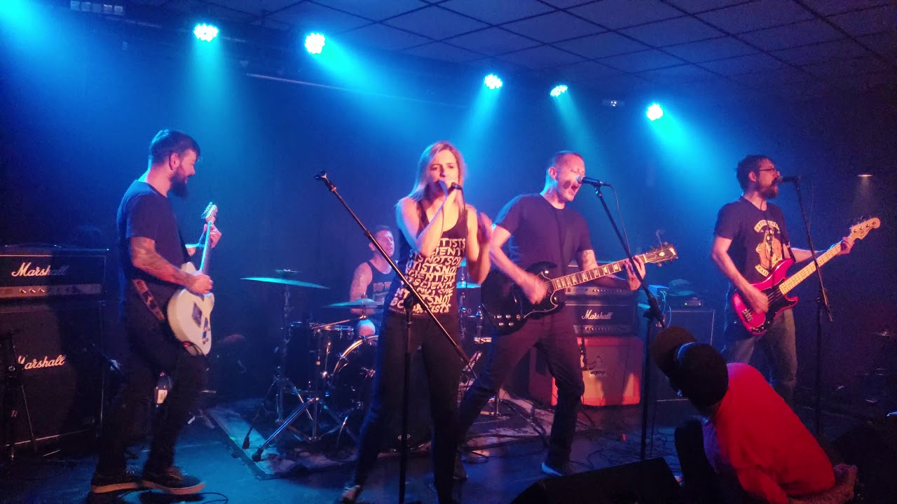 Hit The Switch with Émilie Plamondon - Losing Reverie [Live in Quebec City, QC - 2019/05/21]