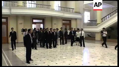 Vice-Premier Zhang Dejiang continues visit - DayDayNews