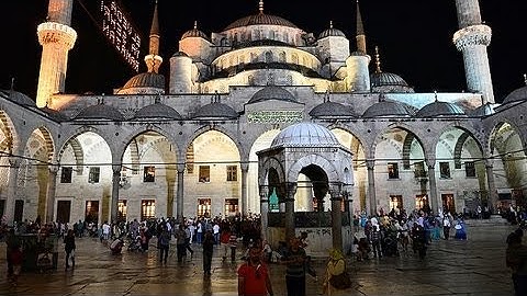 Muslims break fast worldwide after Ramadan as Eid al-Fitr festival gets underway