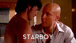 Clark/Lex | Starboy (collab w. @StoryDetective)
A Clex collab we started a long time ago! Think it turned out super fun with all the manips and everything hehe. Enjoy :)
— includes up through 7x04 Cure
- - - - - - - - - - - - - - - - - - -
Song: /watch?v=plnfIj7dkJE
Fandom: Smallville.
Coloring: Sonia Joie
Programs: Premiere Pro 2024.
#fanvidfeed
- - - - - - - - - - - - - - - - - - - -
See more Smallville vids by...
StoryDetective: https://www.youtube.com/playlist?list=PLBm Kik6v9EYceg5T8tPj0HVigQENM3c
Sonia Joie: https://www.youtube.com/playlist?list=PLhPCBQjkt6QVrUB4QdW4AVja4UwytdH1J Clark/Lex | Starboy (collab w. @StoryDetective)