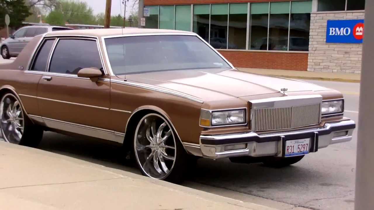 Box Chevy On 24 S Chevy Avalanche On 26 S Youtube