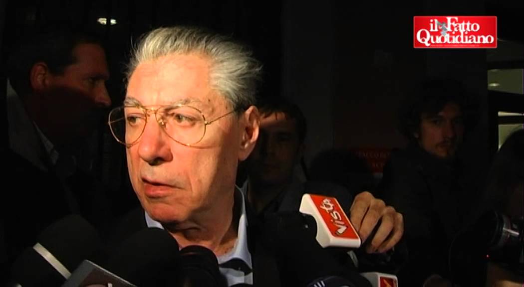 Clandestinità, Bossi (Lega Nord): "Sorpreso da Beppe Grillo"