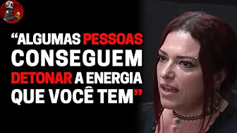 imagem do vídeo "O BARALHO NÃO FAZ MILAGRE" com Selena Fortuna e Paula Prado | Planeta Podcast (Sobrenatural)