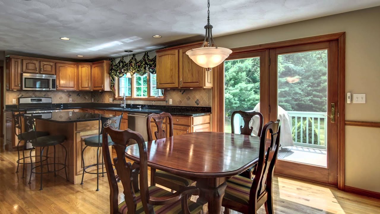 6 Erin Way, Middleton MA - Ellen Crawford - Tel 617-599-8090