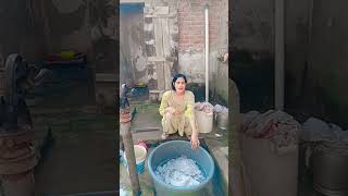 Desi Bhabhi Washing Clothes , Bhabhi Cleavage, Hot Bhabhi , Bhabhi House Cleaning