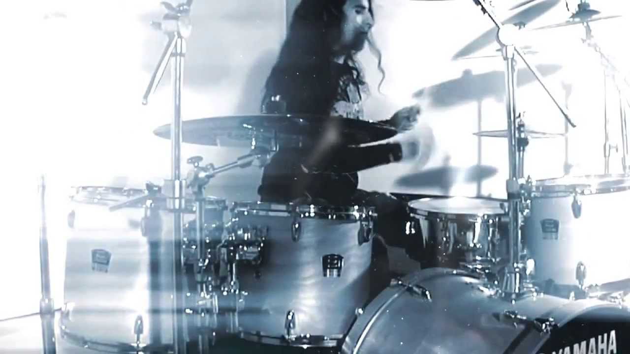 Kostas Milonas ''On My Own'' (Bob Katsionis)