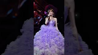手抄歌词的时代 你的小本本里还有这首歌吗🥺 #王心凌 #王心凌演唱会