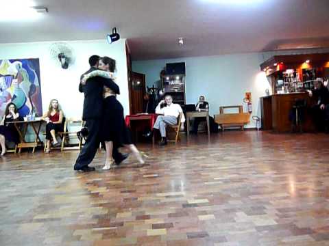 Gustavo Soto e Juliana Maggioli - Tango Baires 11-11-2011 - 1 de 4