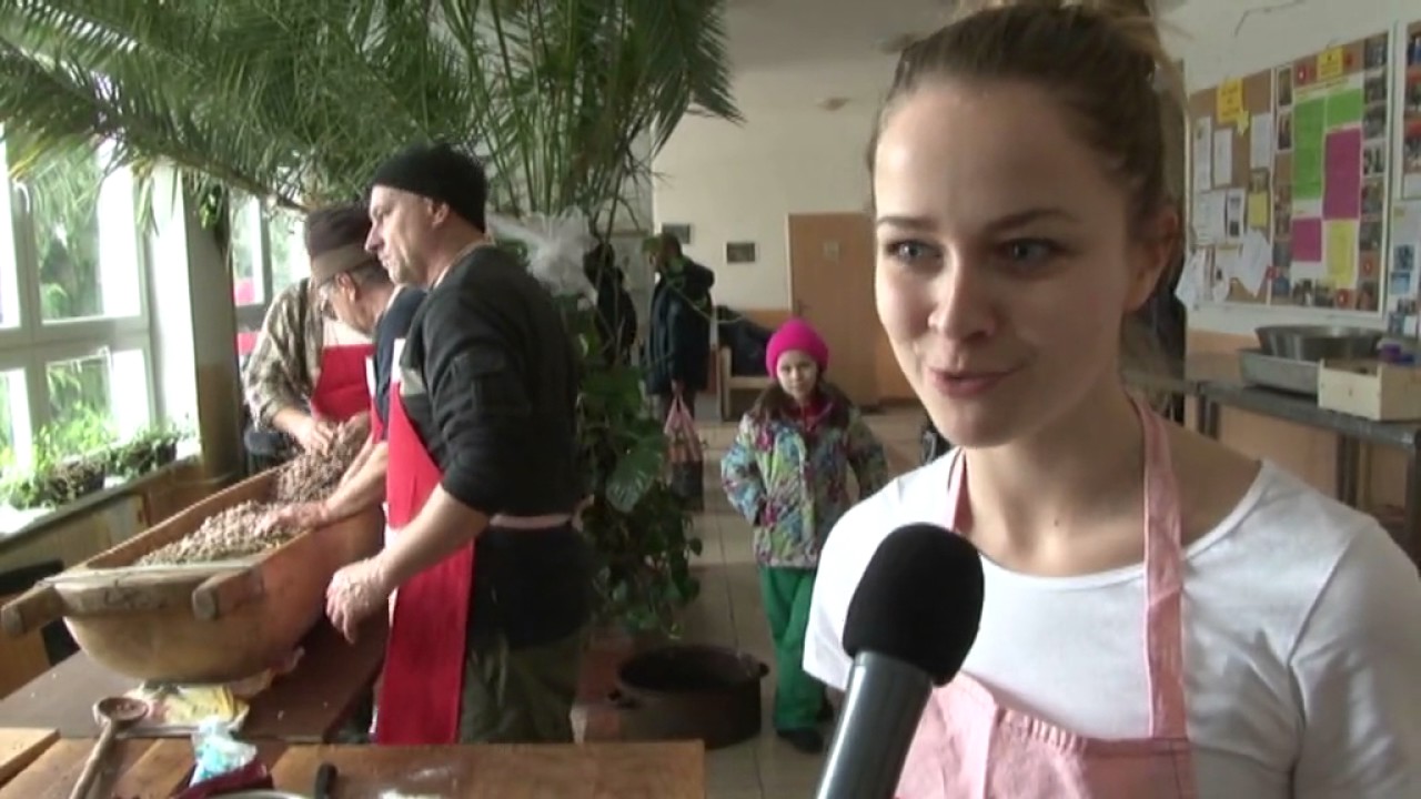 Kapustnica a šišky zadarmo, aj taká bola zabíjačka v J.Lehote