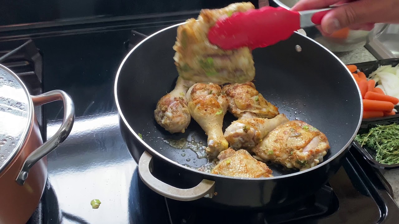 Brown stew chicken 🦢 YouTube