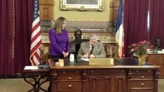 Iowa Data Privacy Day 2017 Signing Ceremony Long Version – January 5, 2017