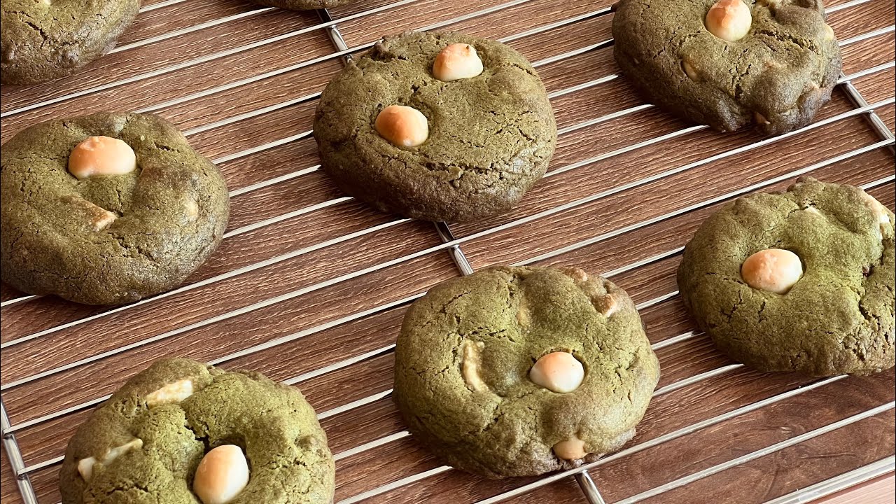 클래식한 쿠키, "말차화이트초코쿠키" 겉바속촉! 계속 손이가.. !! Green tea chocolate cookies YouTube