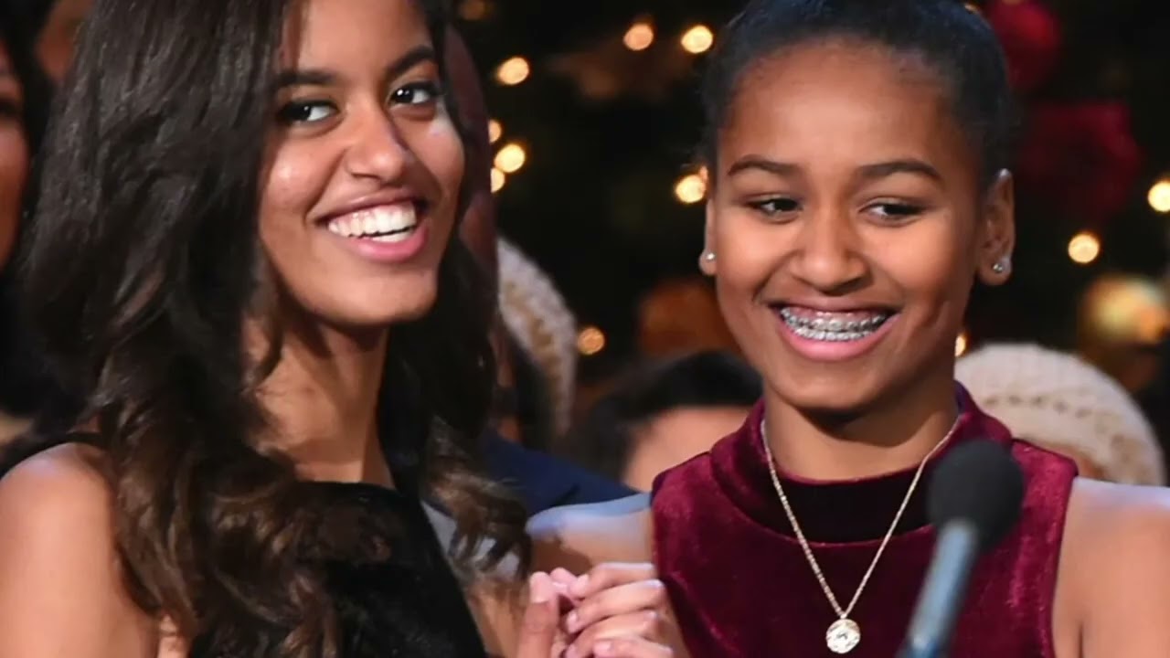The Hint Sasha And Malia Obama Have Secret Social Media Accounts