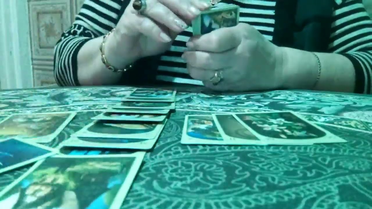 Убывающая Луна для Червовой Дамы.