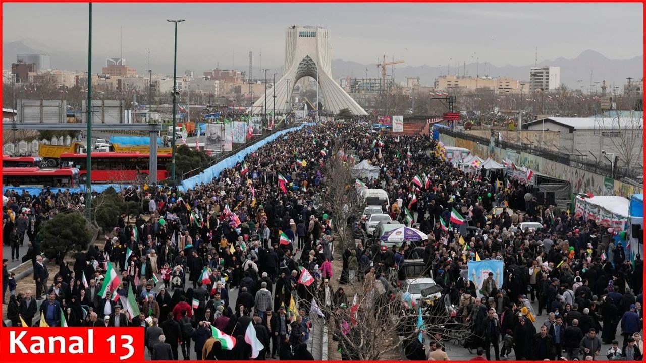 Иран отмечает годовщину революции 1979 года, в то время как страну терзают гнев из-за репрессий и...