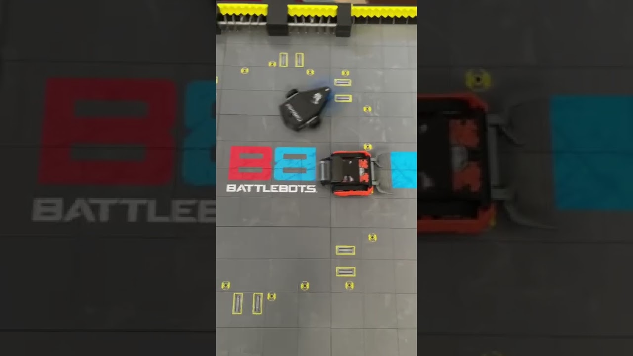 Hexbug Battlebots Arena Max Battle Tombstone vs. Custom Bot - 