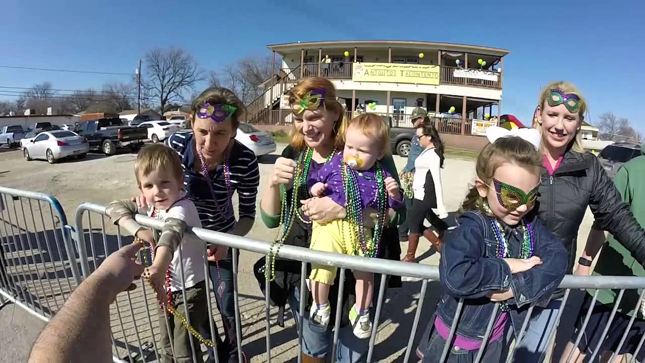 mardi gras parade oak island