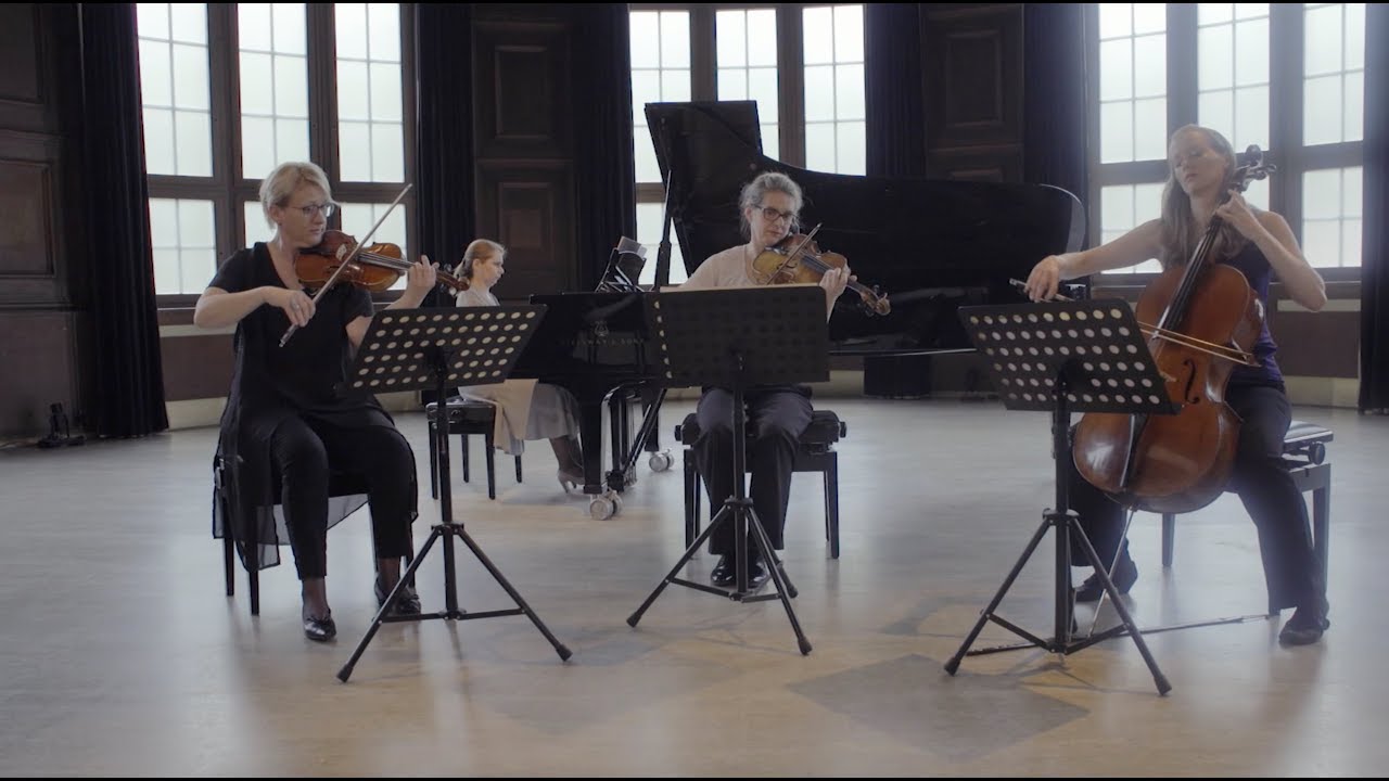 #4 Mondrian Ensemble – boldly building bridges | 