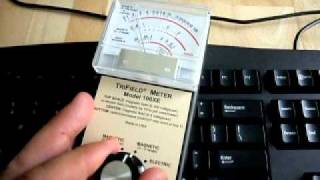 Laptop Computer Electric and Magnetic Fields Electromagnetic Interference (EMI) Demonstration