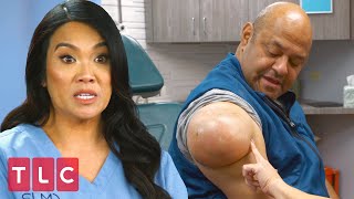 A Weight Off Hİs Shoulder | Dr. Pimple Popper (Extended)