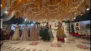 Laal Ghagra X Hotline Bling 🔥 #hotlinebling...#aliv550 #alivchoreo #reels #dancevideo #weddingdance