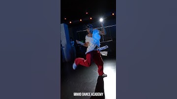 Thumbnail of BLACK Q ChoreographyㅣTroye Sivan - RushㅣMID DANCE STUDIOㅣ#shorts