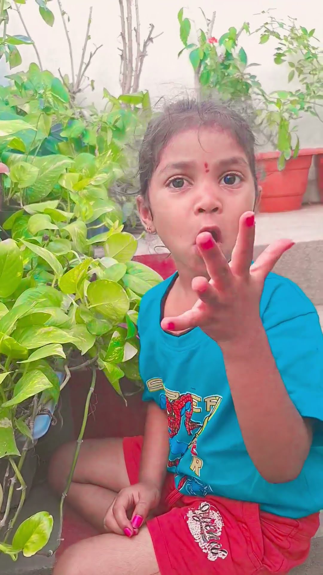 😁Hello🙋‍♂️ - ShareChat