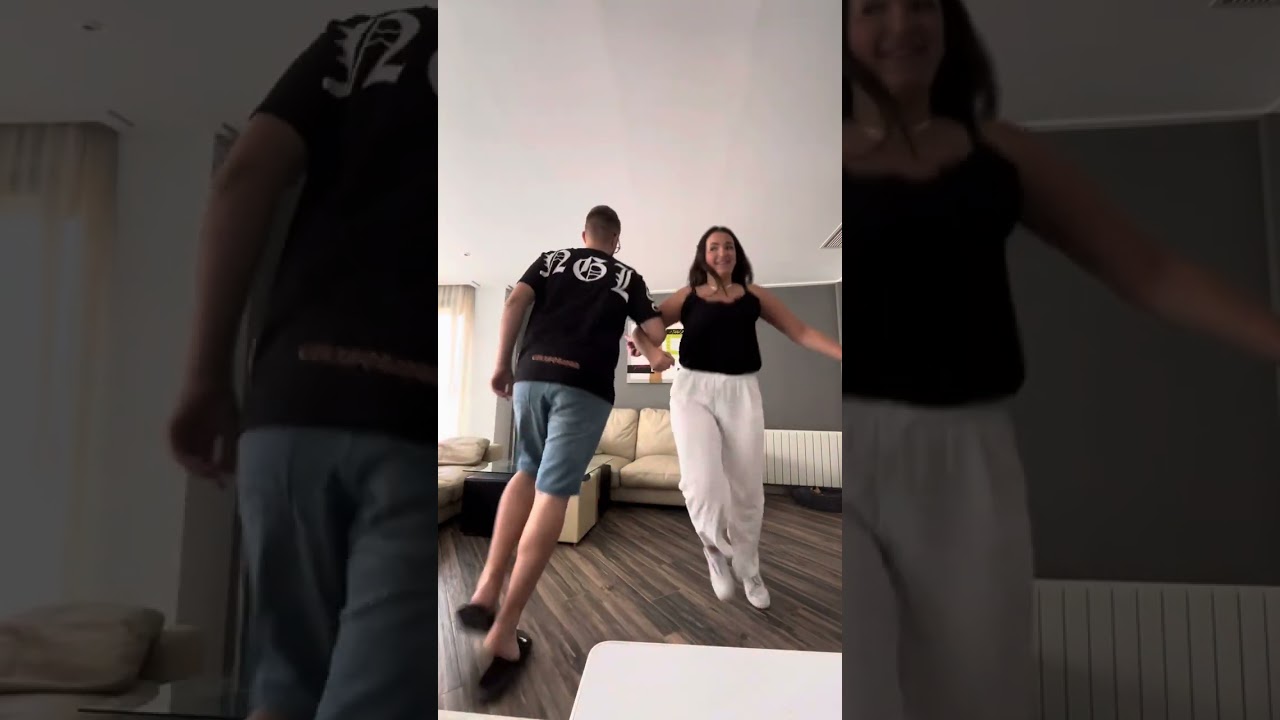 LA XAMPANYA ADAPTACIÓ MARC SENDRA