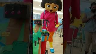 Houston-mascot-character-party-explorer-girl-plant-flowers-game-birthday-celebration-tomball-dora Houston-mascot-character-party-explorer-girl-plant-flowers-game-birthday-celebration-tomball-dora