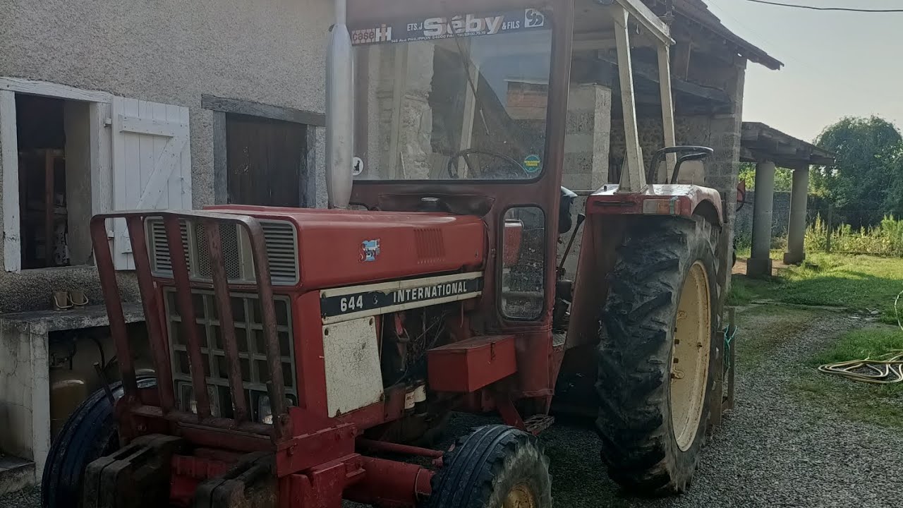 broyage avec le ih 644 - YouTube