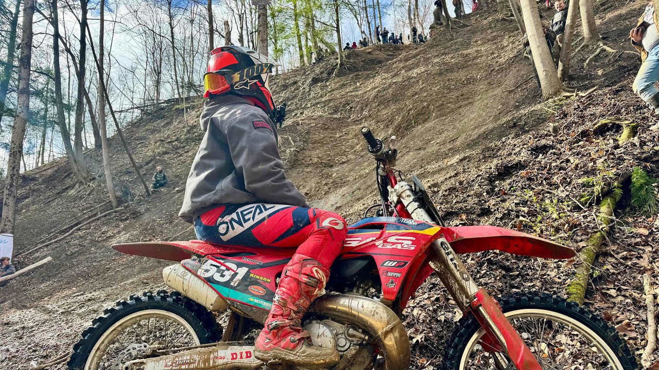 Crazy Horse Shootout: Insane Dirt Bike Hill Climb