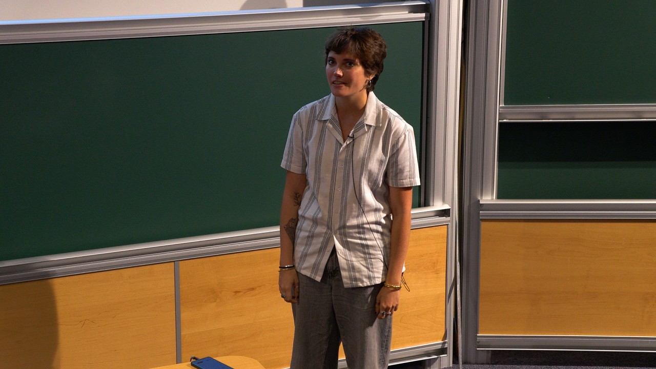 Matilda Delgado - Anomalies and the structure of String Theory