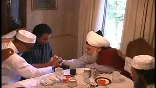 Боксер Мухаммед Али даёт байа Шейх Хишаму (2001 год)