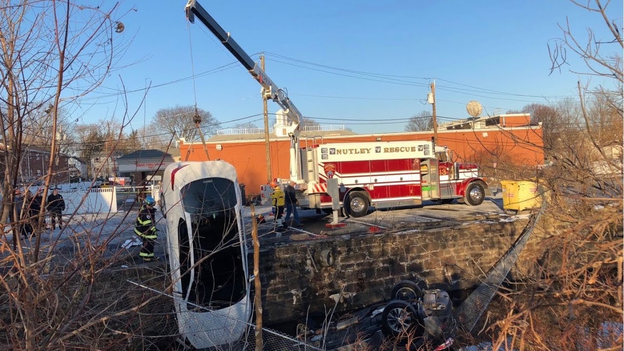 Nutley Fire And Rescue 2 Car MVA With Rollover Into The Third River And