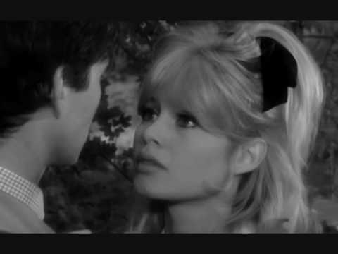 Brigitte Bardot - Une Ravissante Idiote