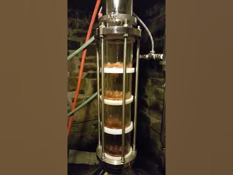 Ректификационна колона - YouTube